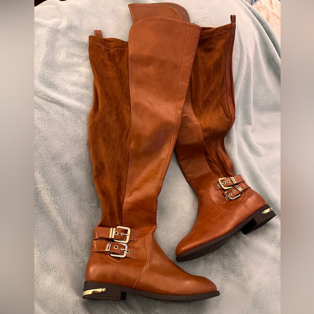 Brand New Wide Calf Brown Boots